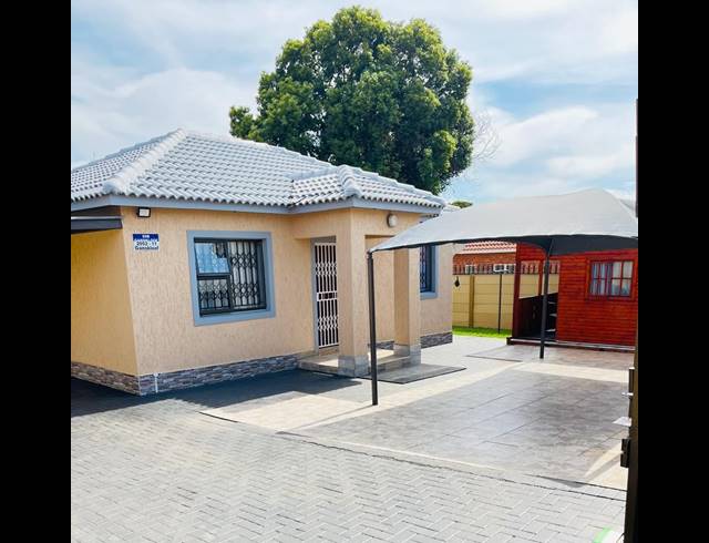 2 BEDROOM HOUSE FOR SALE IN GLEN HARVIE